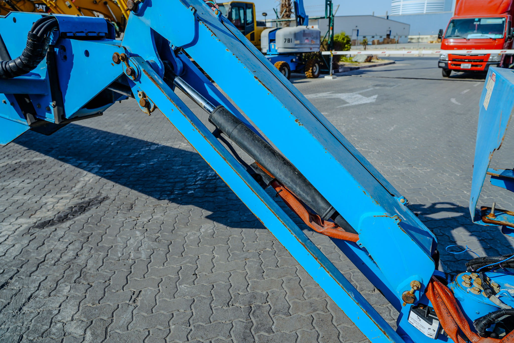 2018 GENIE SX-125XC 4WD Diesel Boom Lift 38.10 m - Image 33