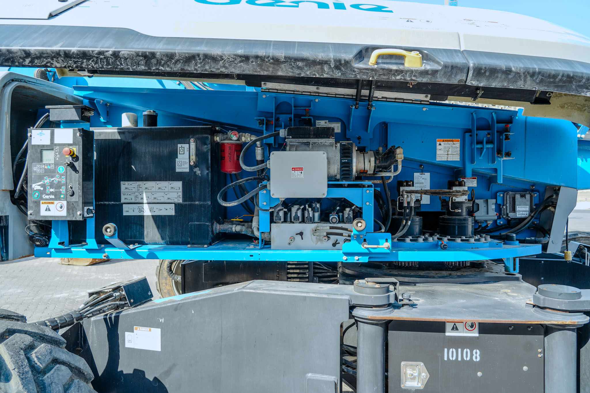 2018 GENIE SX-125XC 4WD Diesel Boom Lift 38.10 m - Image 12