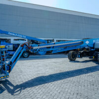 2018 GENIE SX-125XC 4WD Diesel Boom Lift 38.10 m - Image 2