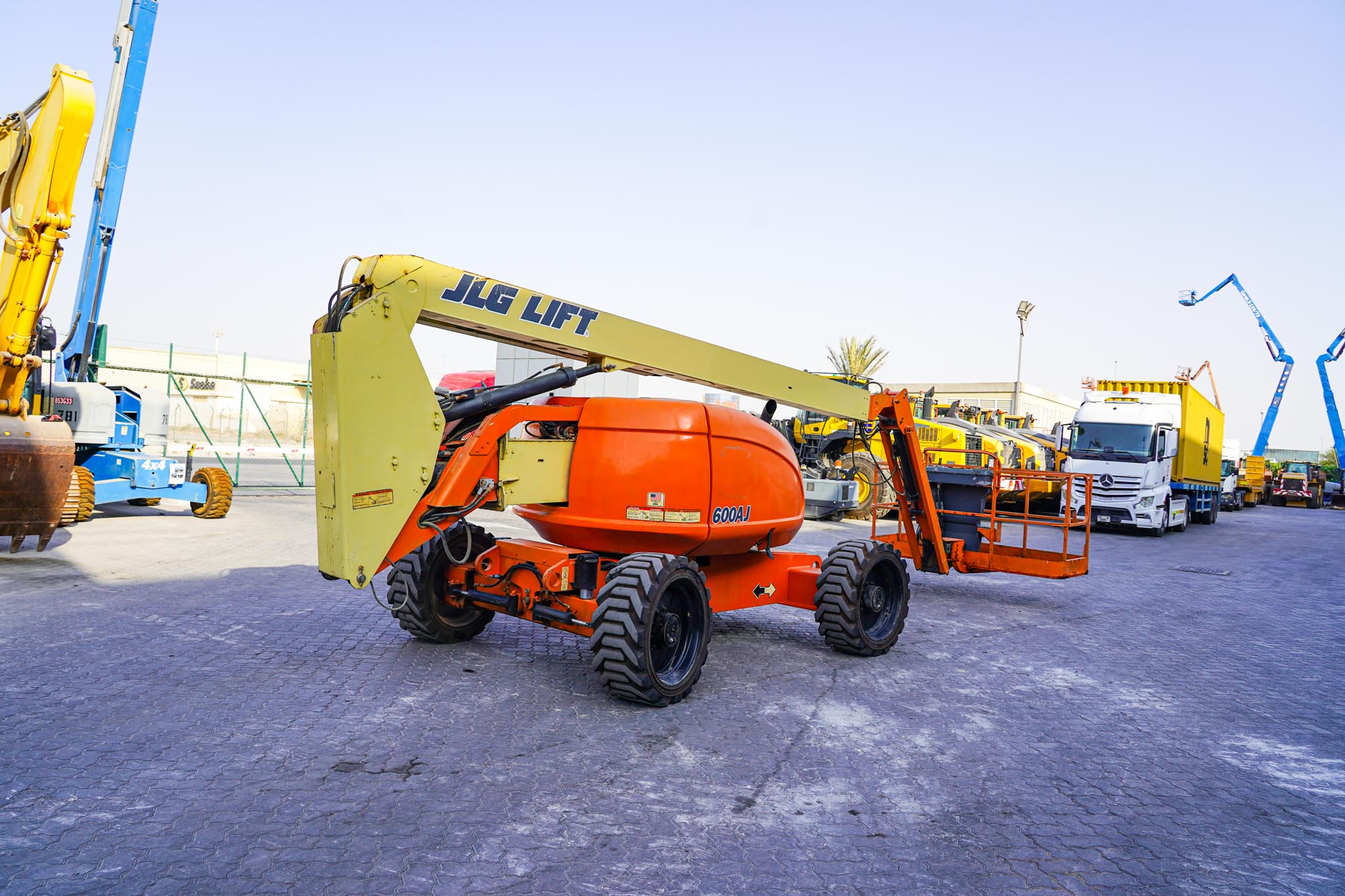 2008 JLG 600AJ 4WD Diesel Boom Lift 18m - Image 9