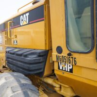 2005 CAT 140H Motor Grader - Image 17