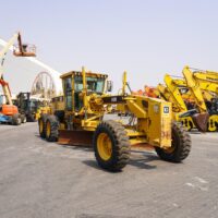 2005 CAT 140H Motor Grader - Image 2