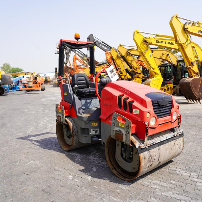 2010 HAMM HD12VV Tandem Roller