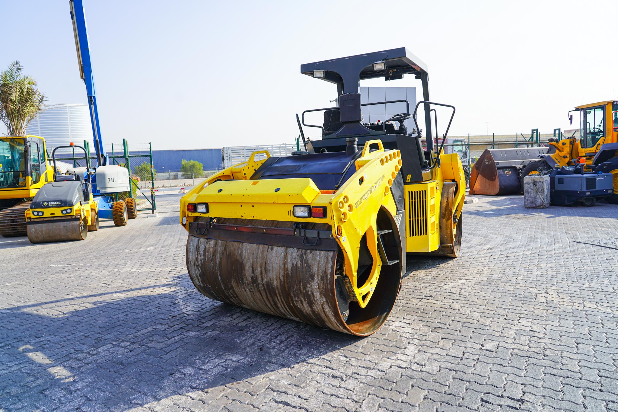 2011 BOMAG BW190ADHF-4 Tandem Roller - Image 4