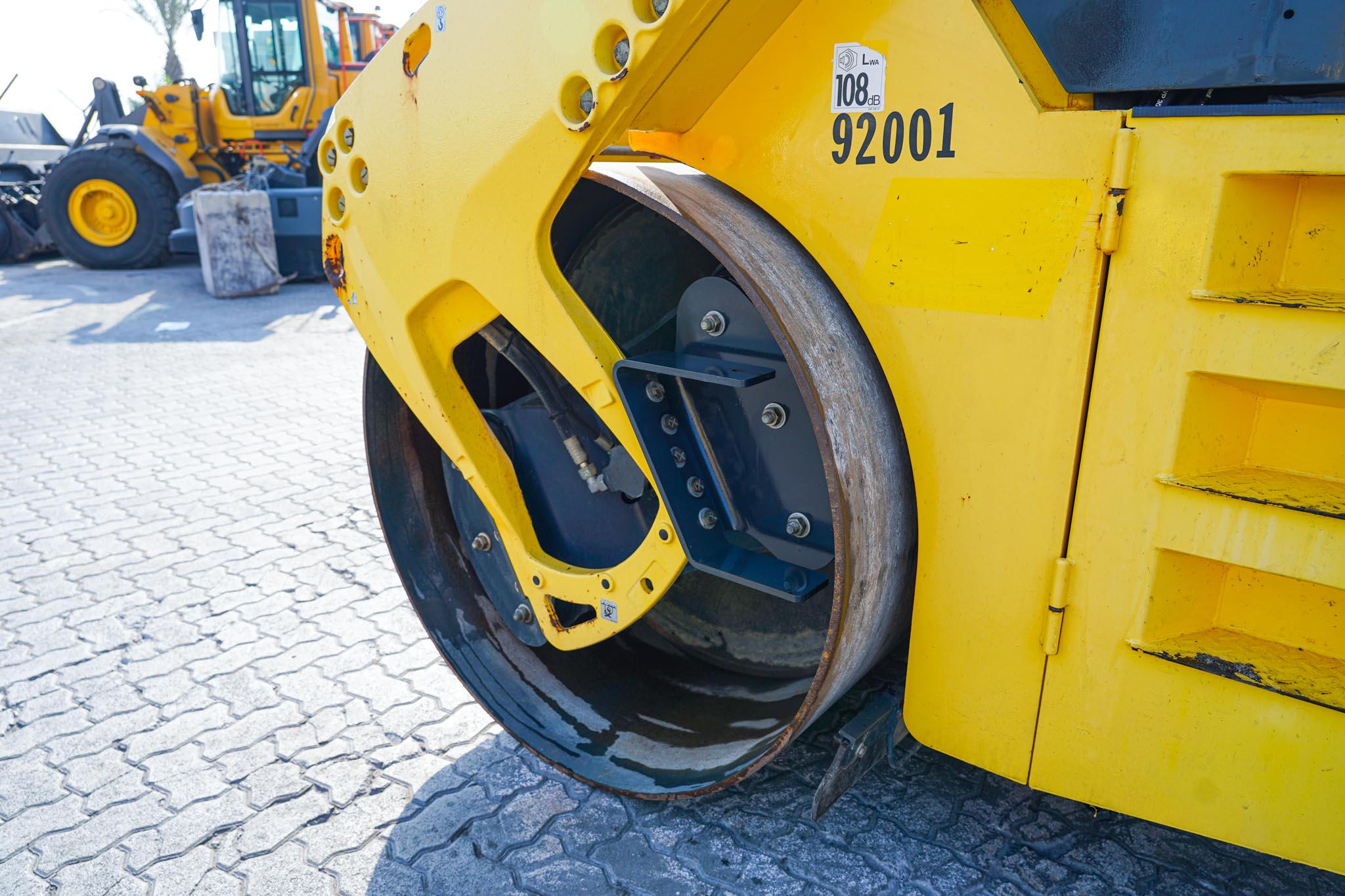 2011 BOMAG BW190ADHF-4 Tandem Roller - Image 9