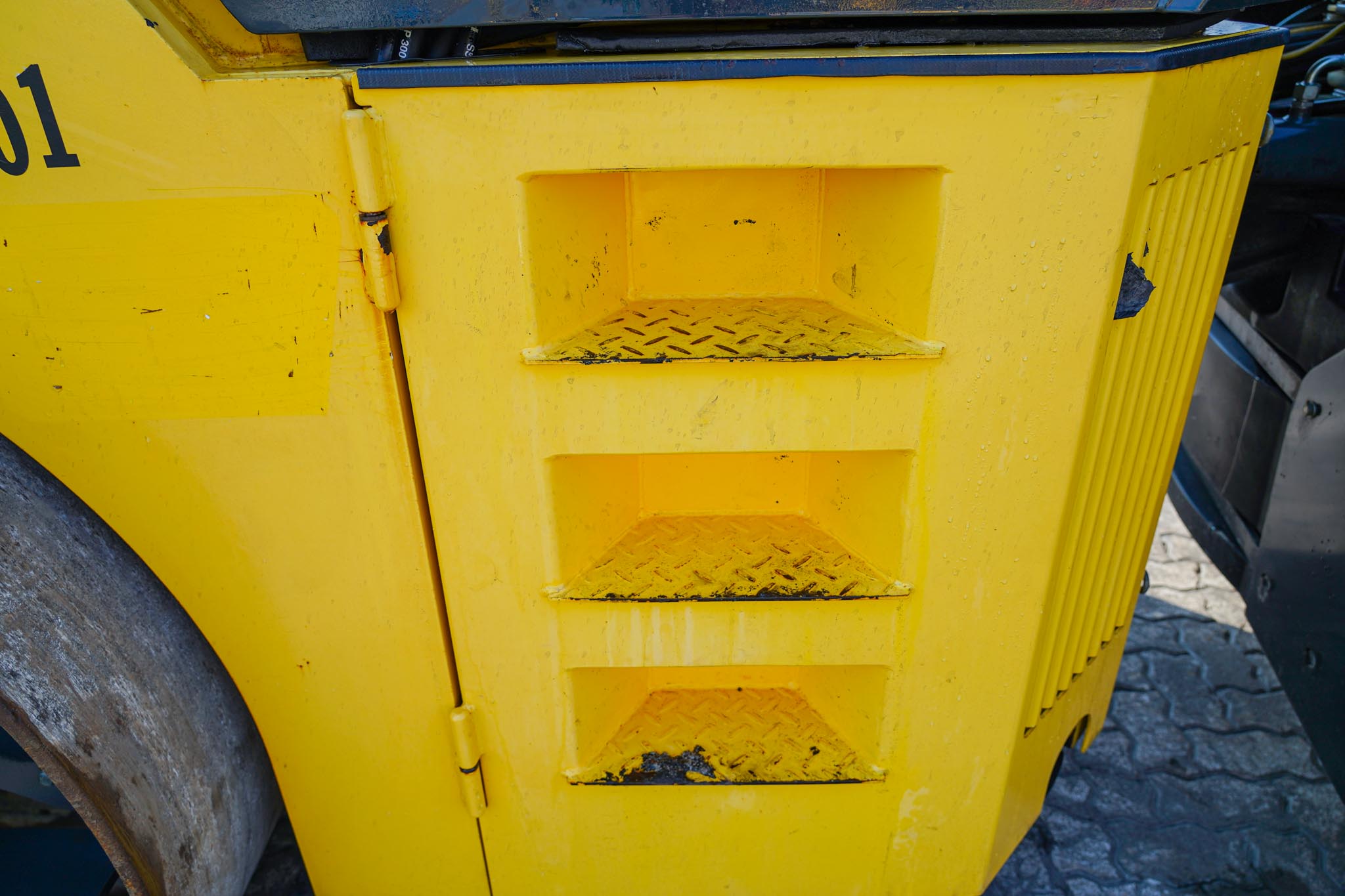 2011 BOMAG BW190ADHF-4 Tandem Roller - Image 13