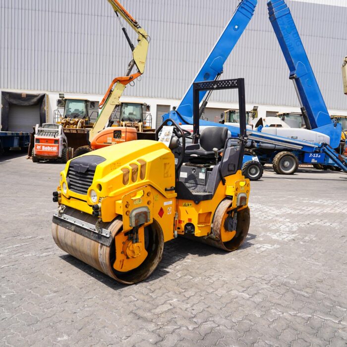 2013 HAMM HD12VV Tandem Roller