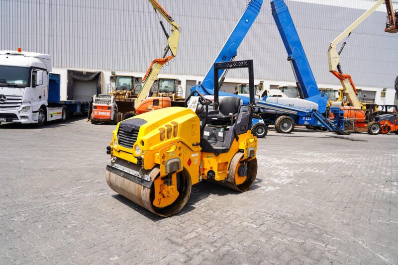 2013 HAMM HD12VV Tandem Roller