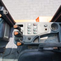 2015 DOOSAN D70S-7 13600 lb Forklift - Image 17