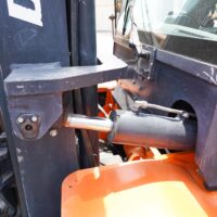 2015 DOOSAN D70S-7 13600 lb Forklift - Image 26