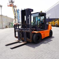 2015 DOOSAN D70S-7 13600 lb Forklift - Image 2