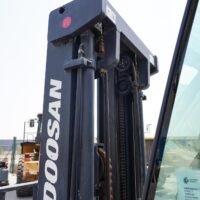 2015 DOOSAN D70S-7 13600 lb Forklift - Image 11