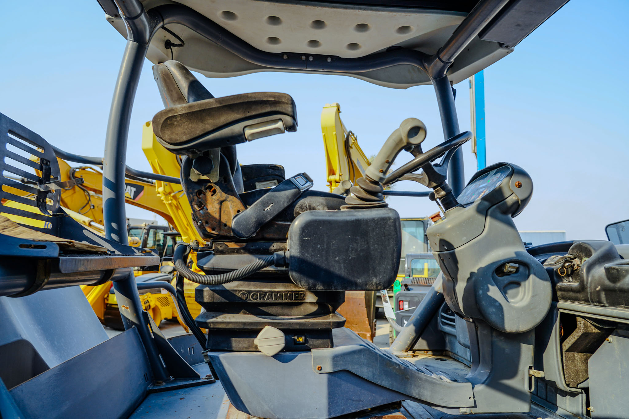 2016 HAMM HD140VV Double Drum Roller - Image 13