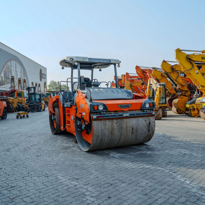 2016 HAMM HD140VV Double Drum Roller
