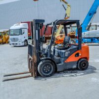 2018 DOOSAN D30S7 5450 lb Forklift - Image 4