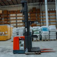 2020 TOYOTA 8BPUH15 3000 lb Electric Forklift - Image 6