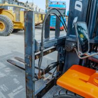 2016 DOOSAN D70S-5 13500 lb Forklift - Image 25