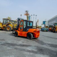 2016 DOOSAN D70S-5 13500 lb Forklift - Image 2