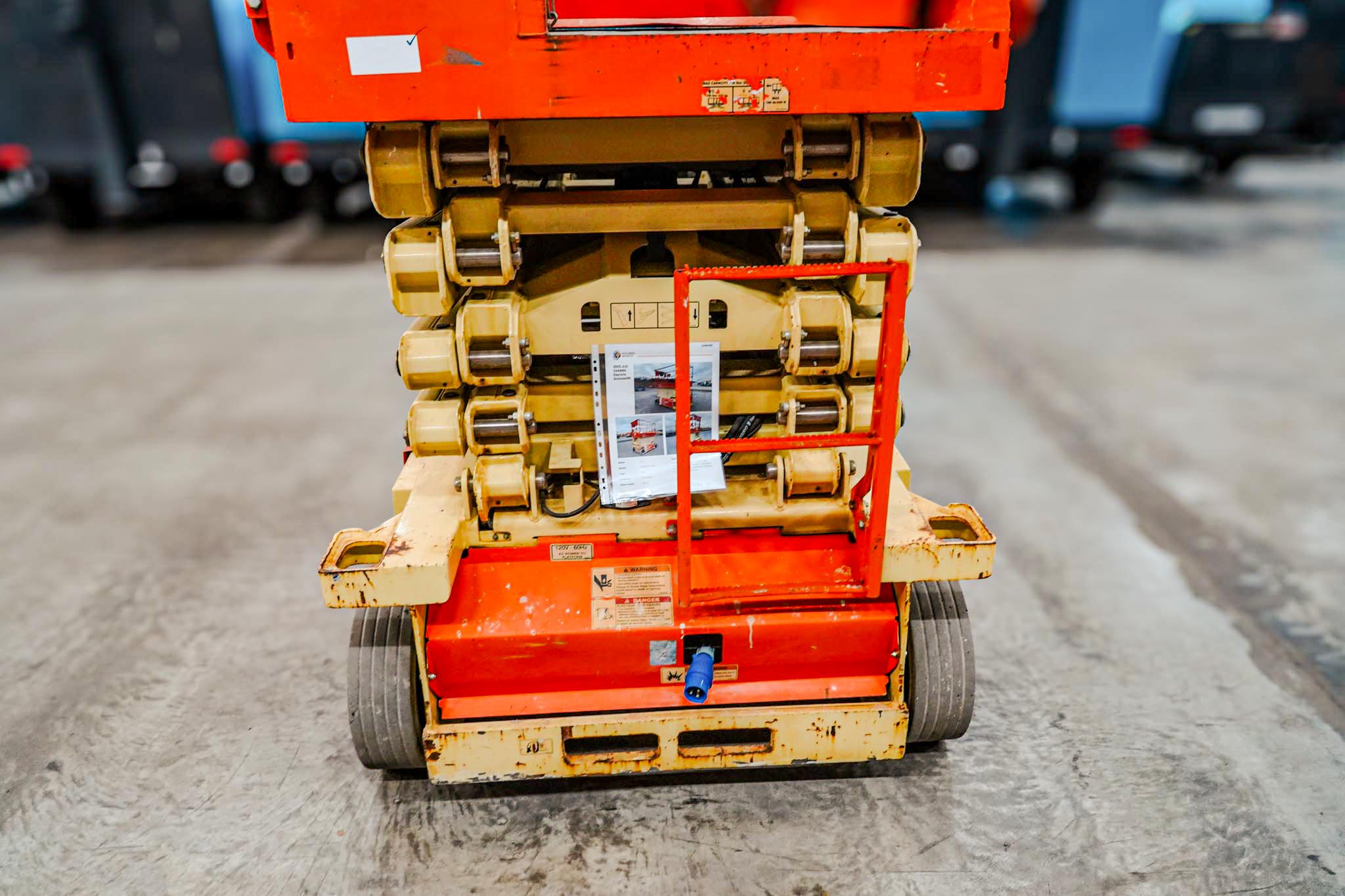 2015 JLG 3248RS Electric Scissor lift - Image 8