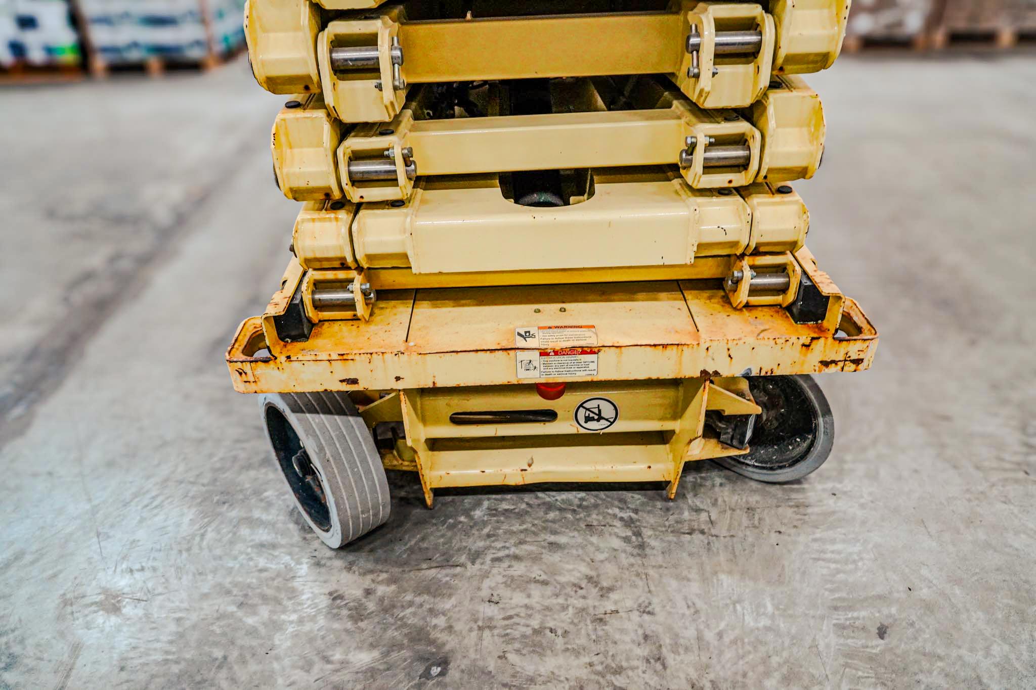 2015 JLG 3248RS Electric Scissor lift - Image 19