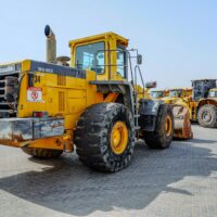 2004 KOMATSU WA500-3 Wheel Loader - Image 4