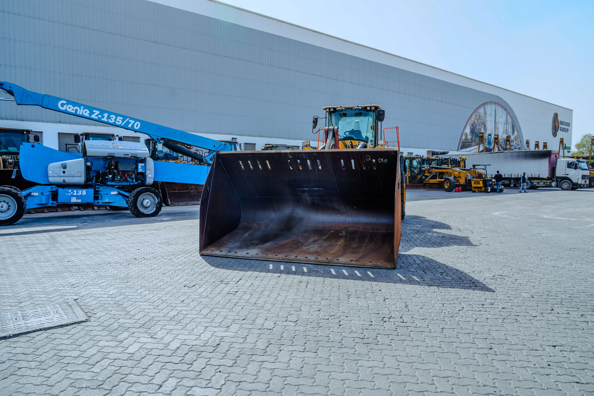 2017 VOLVO L220H Wheel Loader - Image 36