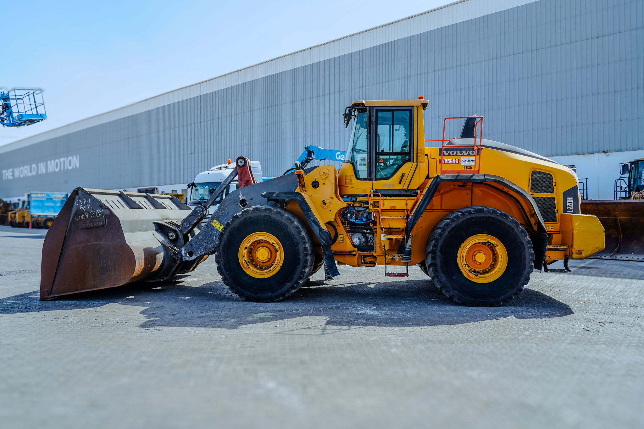 2017 VOLVO L220H Wheel Loader - Image 3