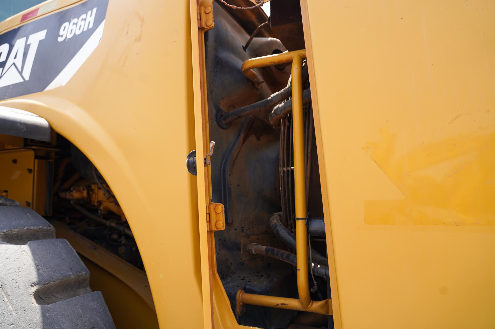 2013 Caterpillar 966H Wheel Loader - Image 19