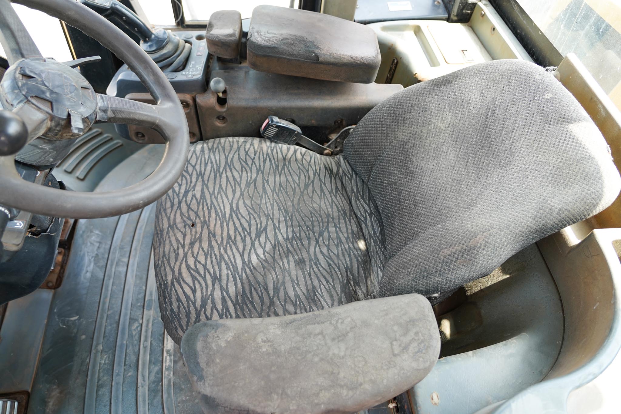 2013 Caterpillar 966H Wheel Loader - Image 26