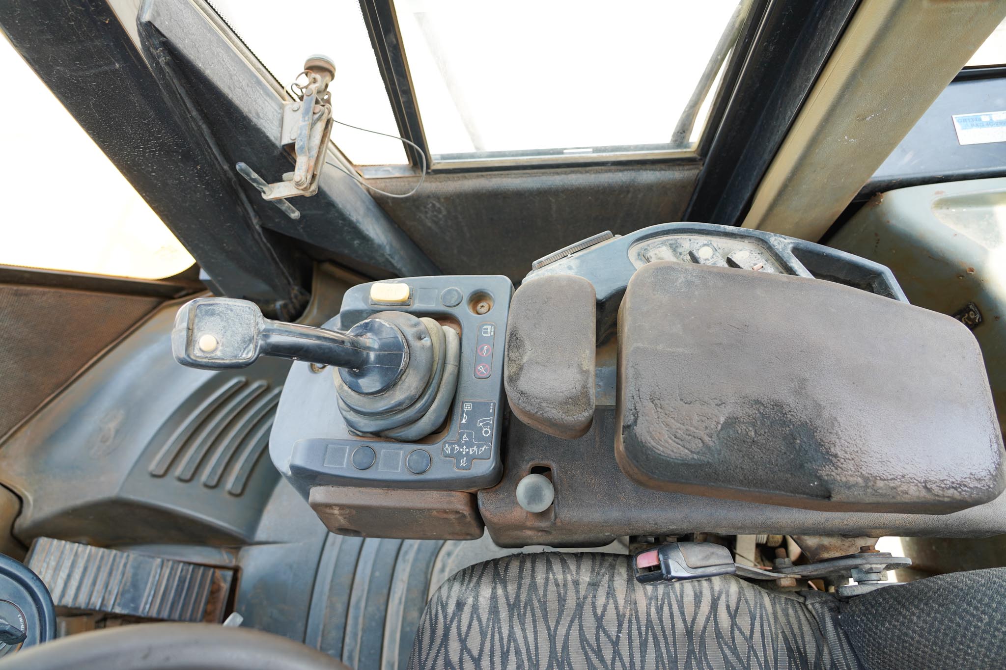 2013 Caterpillar 966H Wheel Loader - Image 27