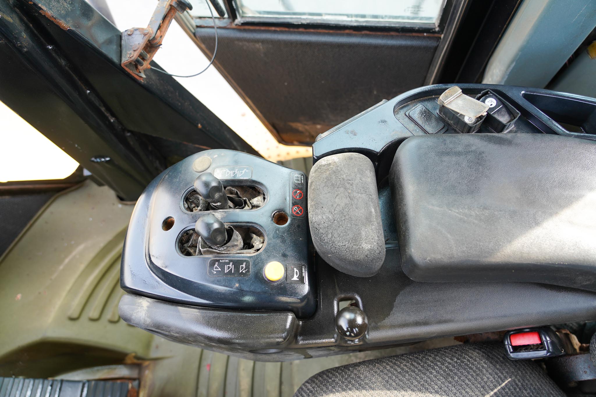 2007 CAT 980H Wheel Loader - Image 29