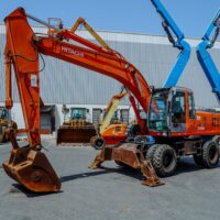 2006 HITACHI ZX210W Wheel Excavator - Image 2