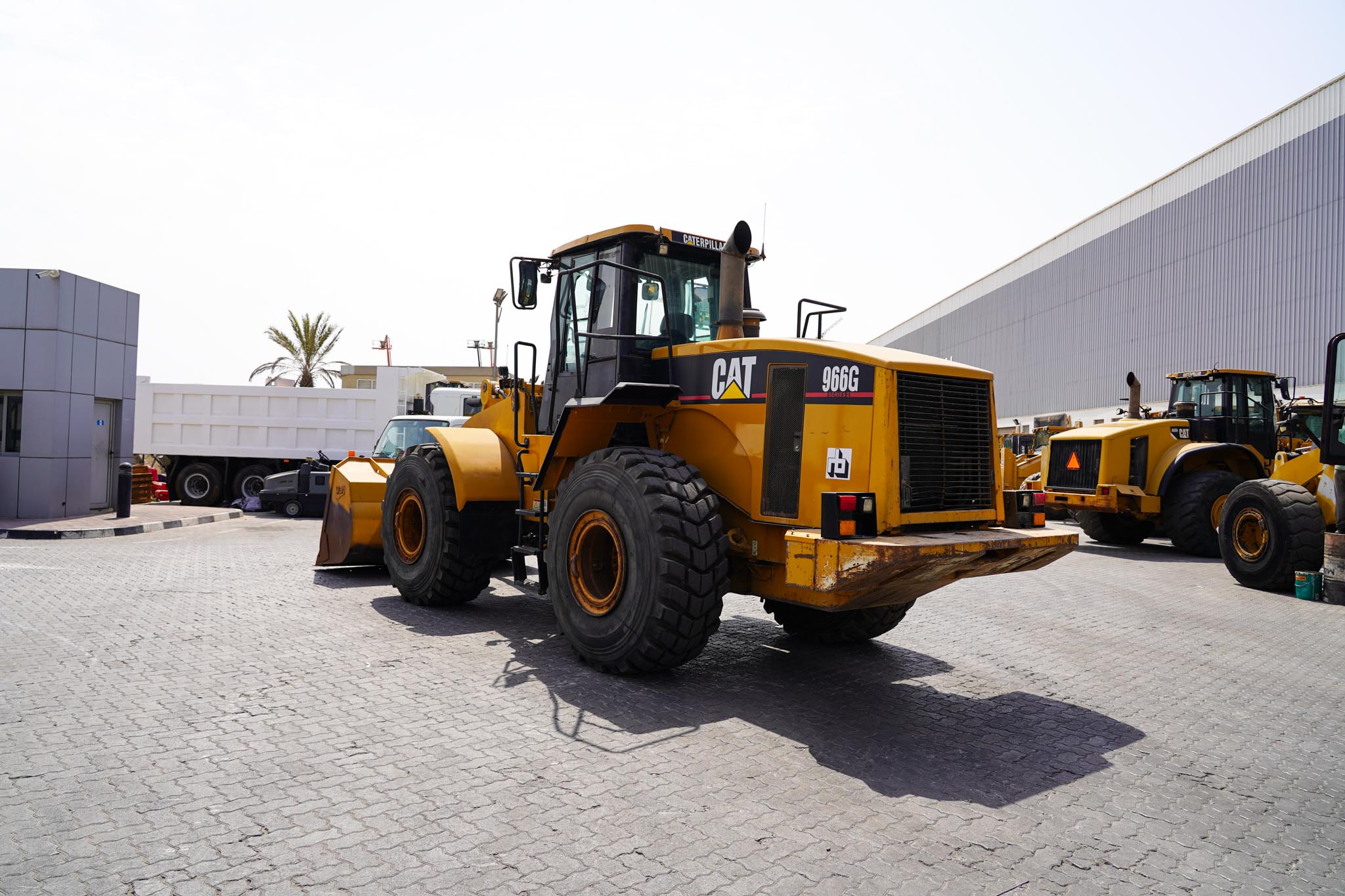 2005 CAT 966G Series II Wheel Loader - Image 4