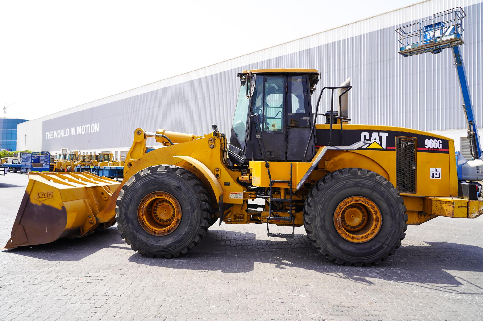 2005 CAT 966G Series II Wheel Loader - Image 3