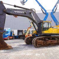 2019 VOLVO EC750DL Tracked Excavator - Image 5