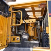 2005 CAT 140H Motor Grader - Image 40