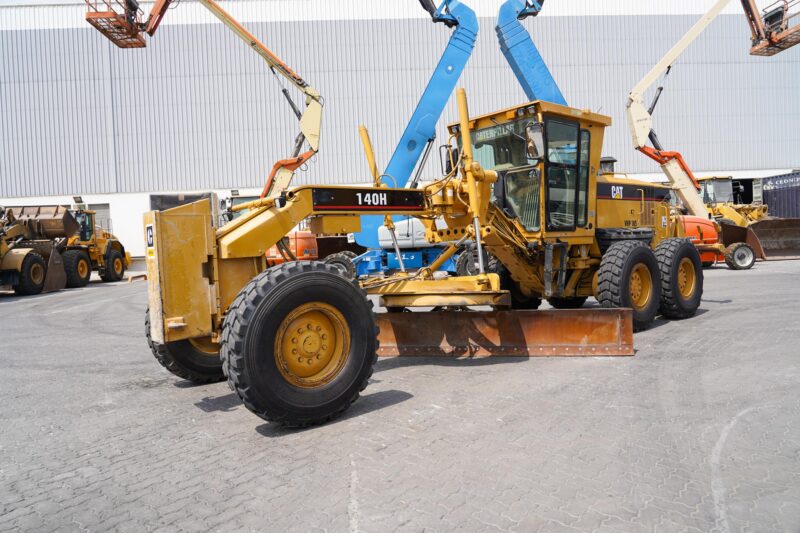 2005 CAT 140H Motor Grader
