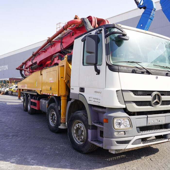 2019 MERCEDES-BENZ Actros 4144 8X4 SANY 56M Twin-Steer Concrete Pump
