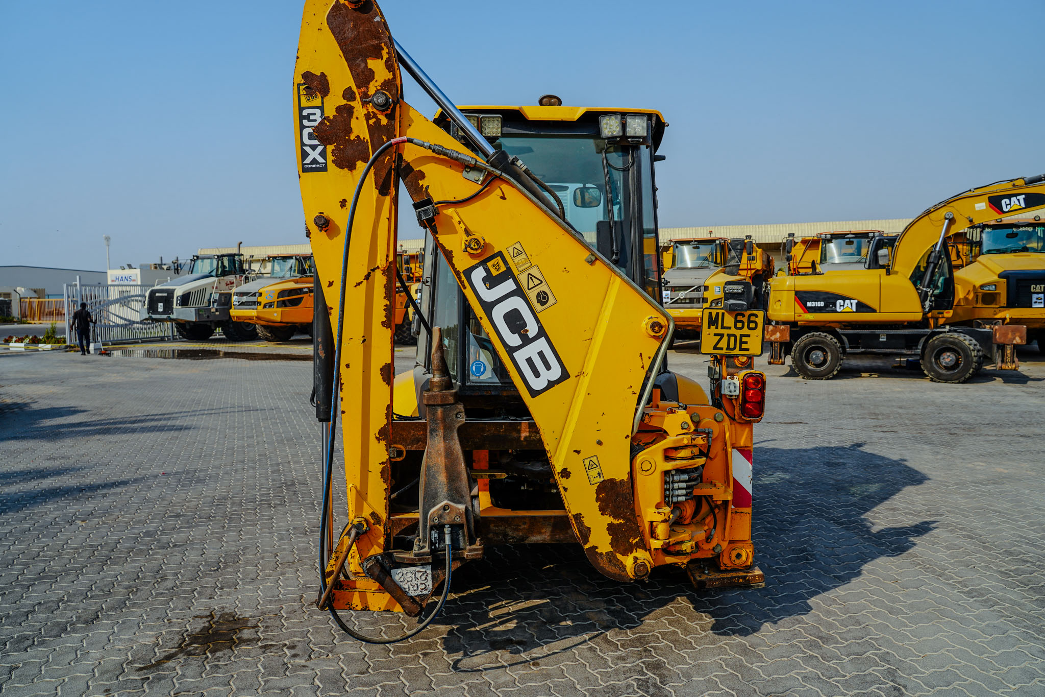 2016 JCB 3CX COMPACT 4x4x4 Loader Backhoe - Image 24