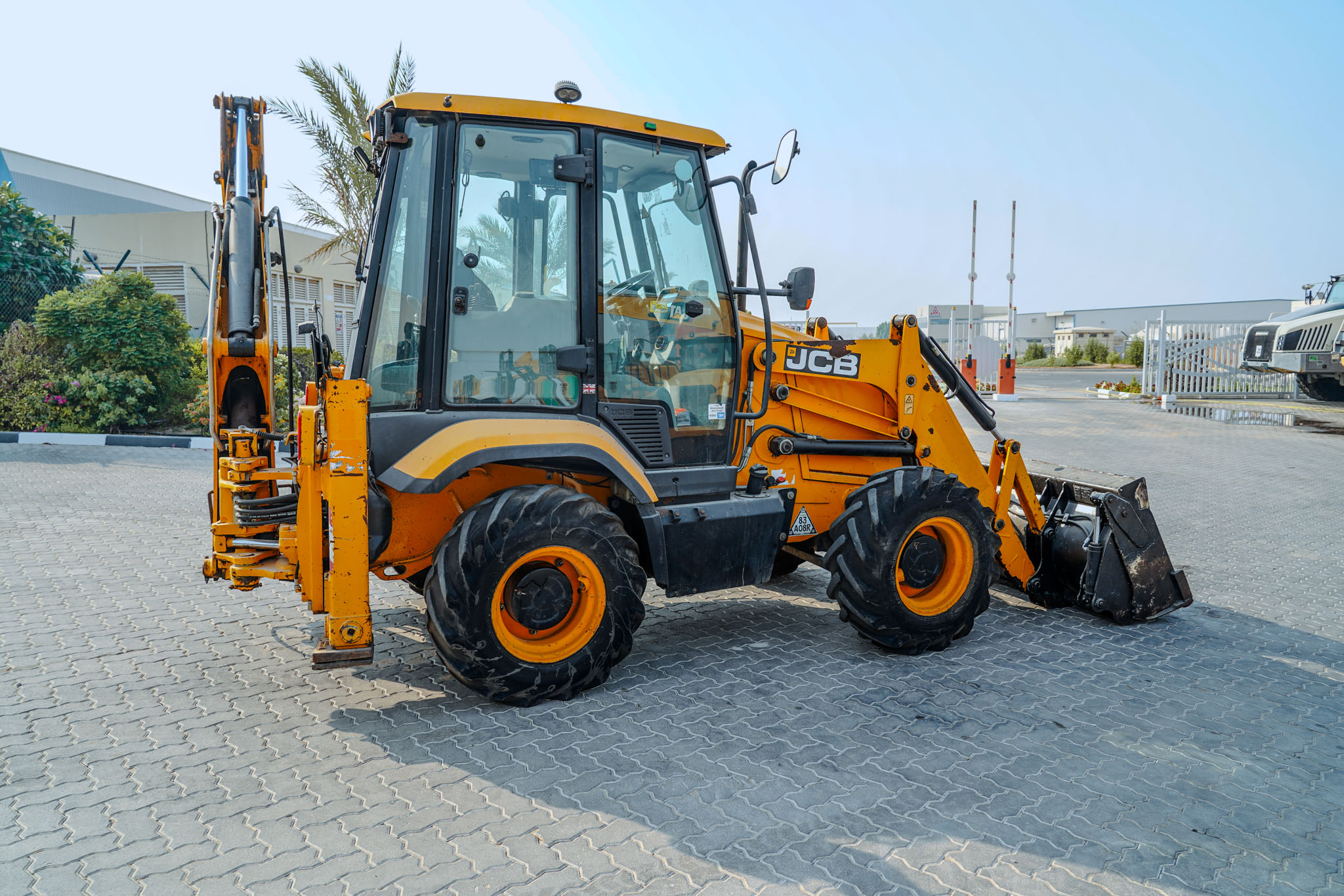 2016 JCB 3CX COMPACT 4x4x4 Loader Backhoe - Image 14