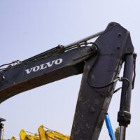 2017 VOLVO EC480DH Tracked Excavator - Image 17