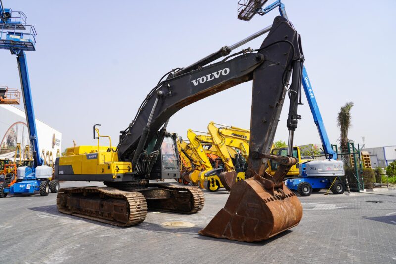 2017 VOLVO EC480DH Tracked Excavator