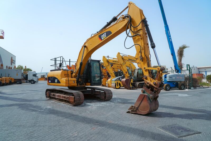 2011 CAT 320D L Tracked Excavator