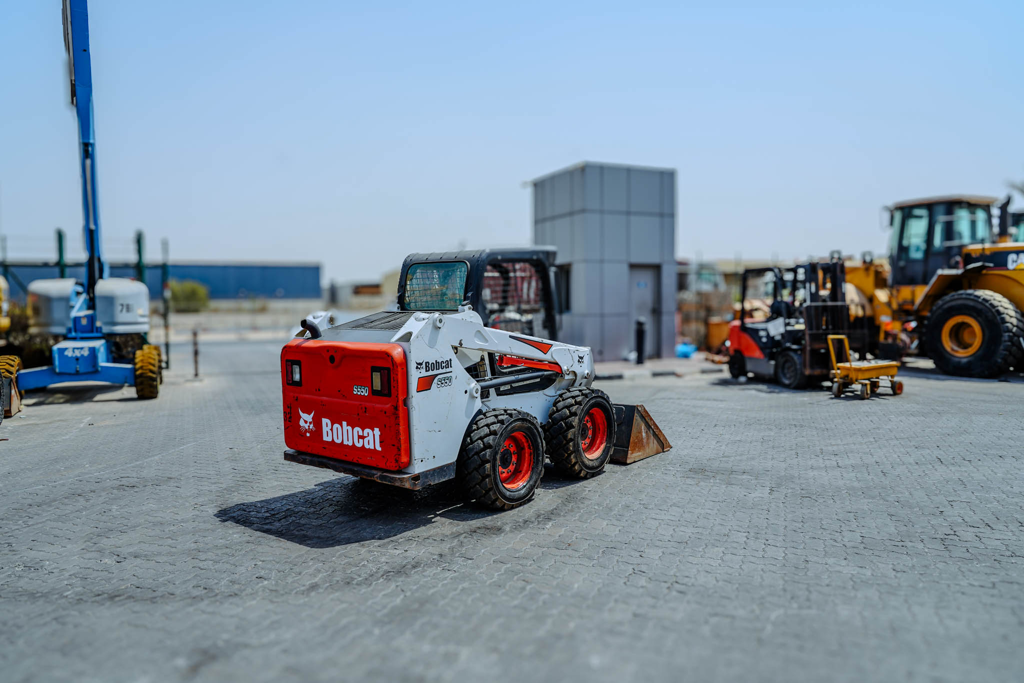 2019 BOBCAT S550 Skid Steer Loader - Image 4