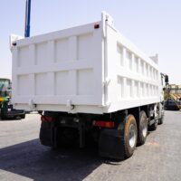 2021 XCMG XGA3310D6NE 8x4 Twin-Steer Tipper Truck - Image 4