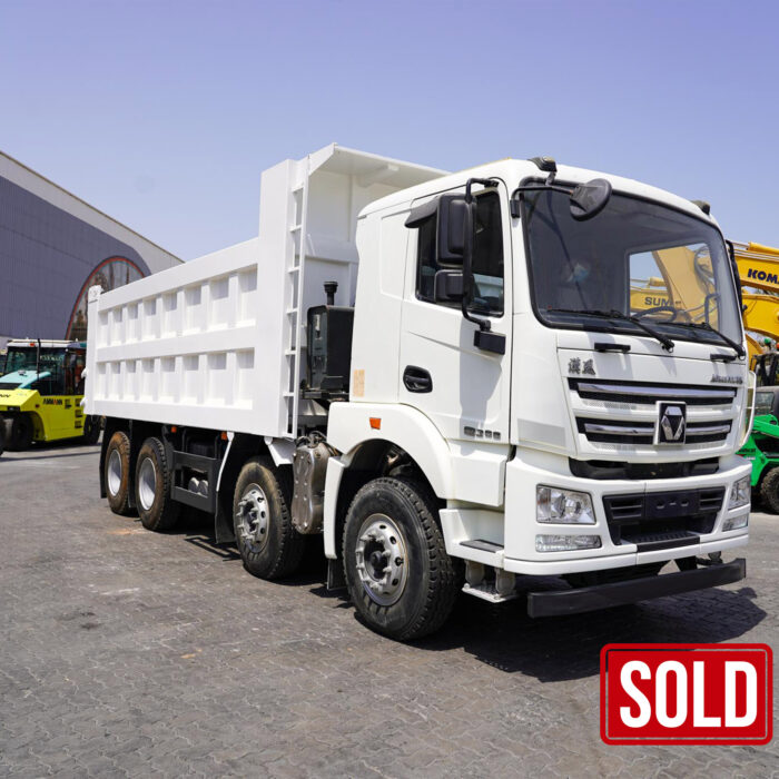 2021 XCMG XGA3310D6NE 8x4 Twin-Steer Tipper Truck