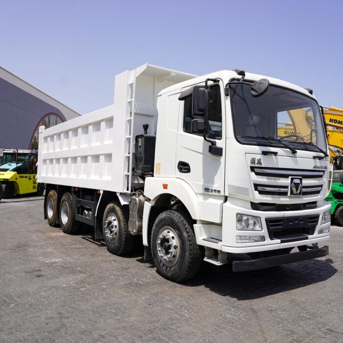 2021 XCMG XGA3310D6NE 8x4 Twin-Steer Tipper Truck