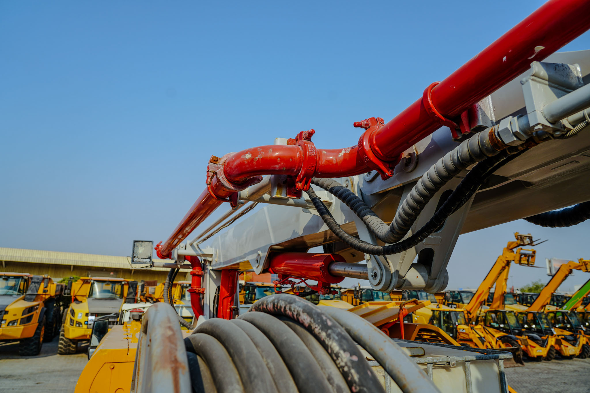 2021 XCMG Schwing XZS5180TPJ 18 m on 2020 howo T5G 180 4x2 Concrete Pump Truck - Image 6