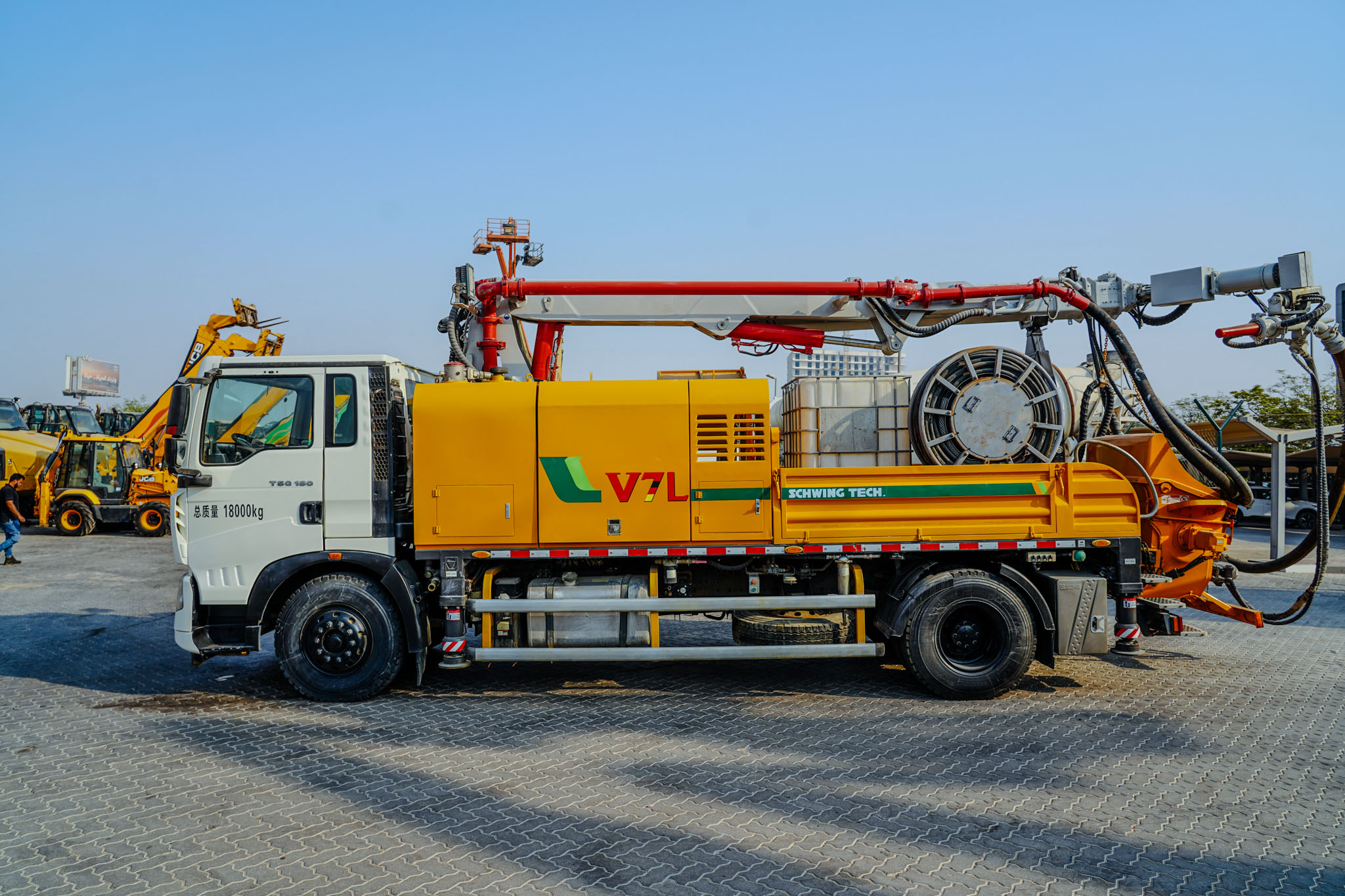 2021 XCMG Schwing XZS5180TPJ 18 m on 2020 howo T5G 180 4x2 Concrete Pump Truck - Image 38