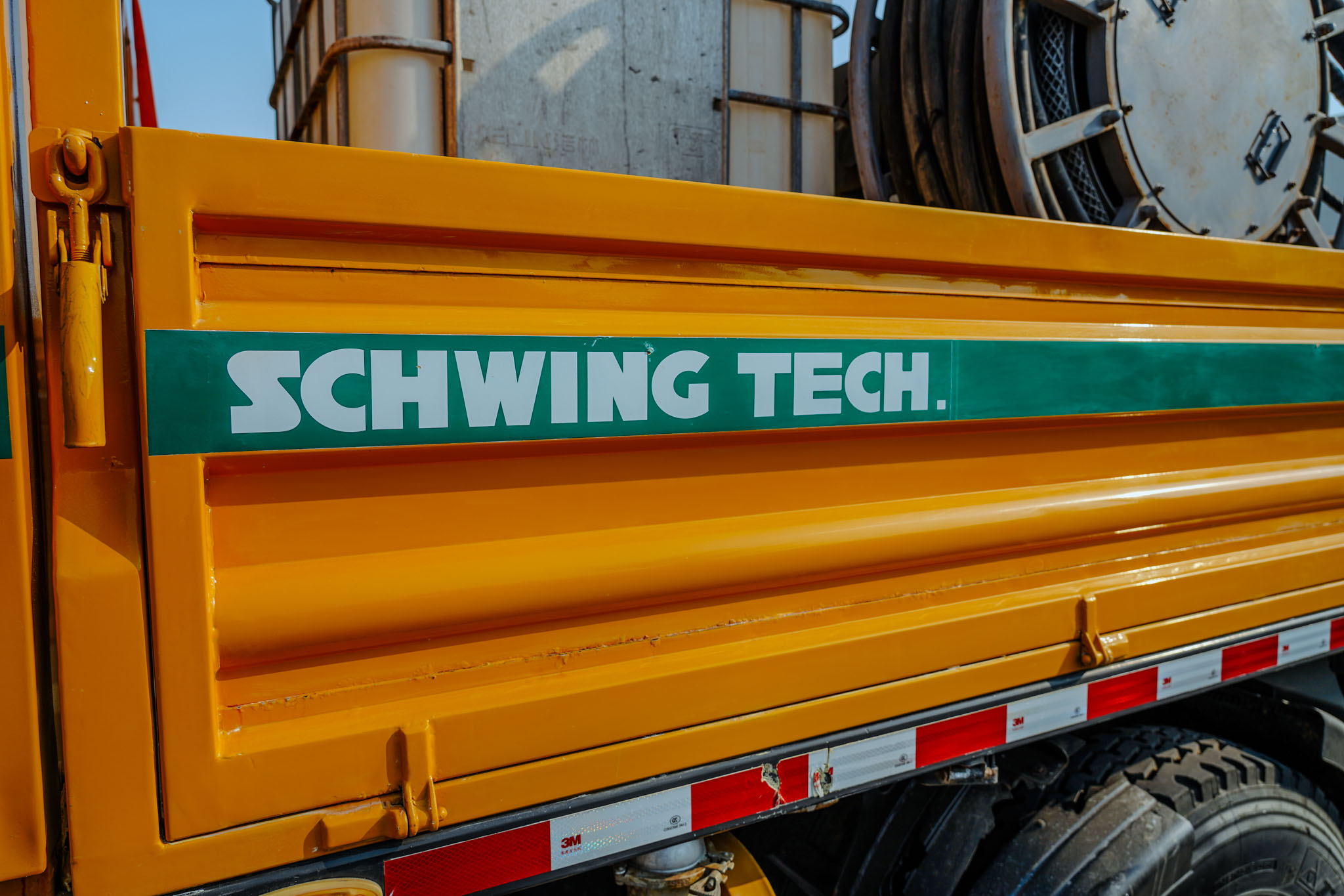 2021 XCMG Schwing XZS5180TPJ 18 m on 2020 howo T5G 180 4x2 Concrete Pump Truck - Image 33